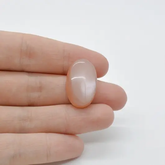 Cabochon Piatra lunii piersica 24x15x7mm C32