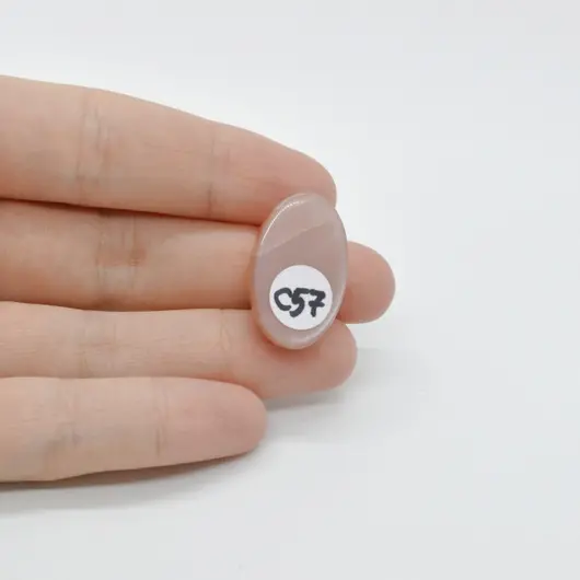 Cabochon Piatra lunii piersica 25x16x9mm C57, imagine 2