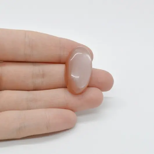 Cabochon Piatra lunii piersica 29x16x7mm C55