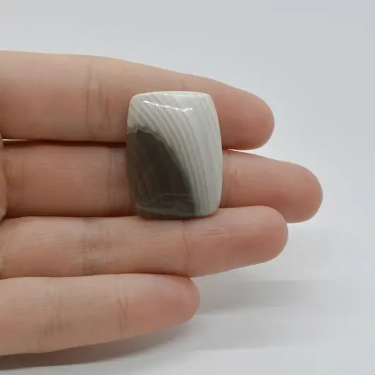 Cabochon Flint Polisat 27x21x6mm C16