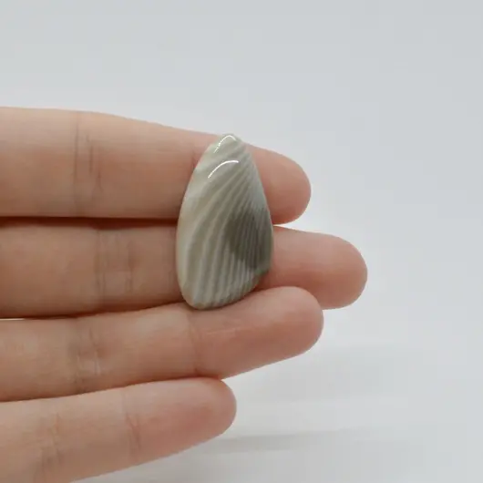 Cabochon Flint Polisat 31x17x6mm C7