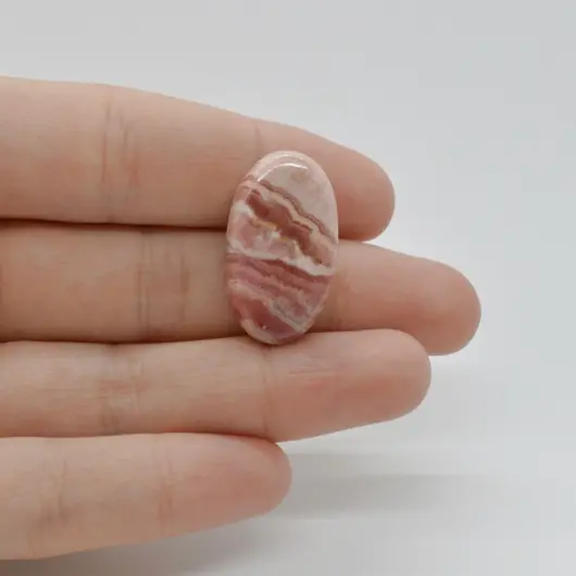 Cabochon Rodocrozit 26x15x6mm C18