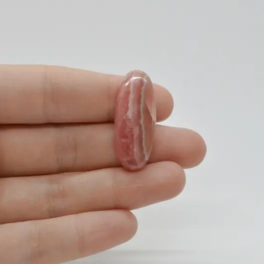 Cabochon Rodocrozit 32x13x6mm C46