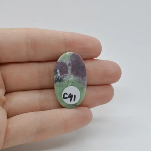 Cabochon Rubin in zoisit 31x18x5mm C41, imagine 2