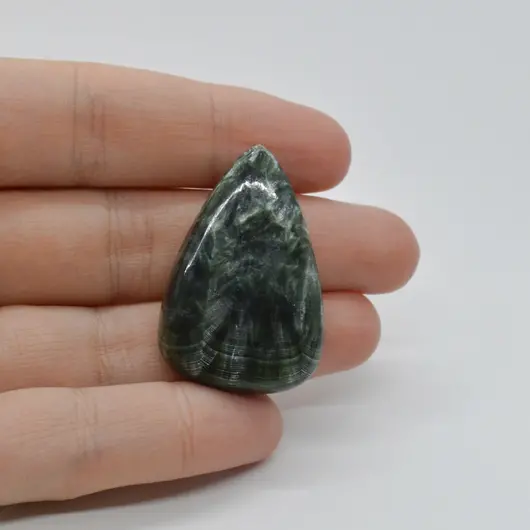 Cabochon Serafinit 37x24x6mm C19