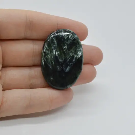 Cabochon Serafinit 39x28x6mm C10