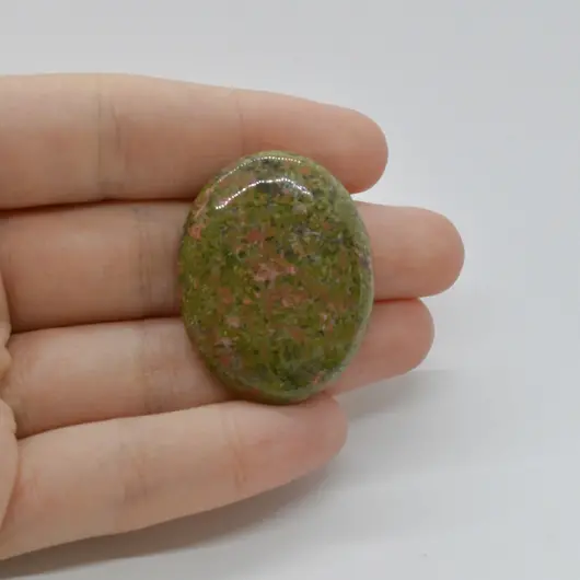 Cabochon Unakit 36x28x6mm C39