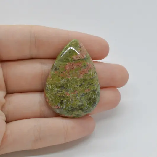 Cabochon Unakit 42x30x6mm C66