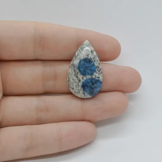 Cabochon K2 28x17x5mm C20