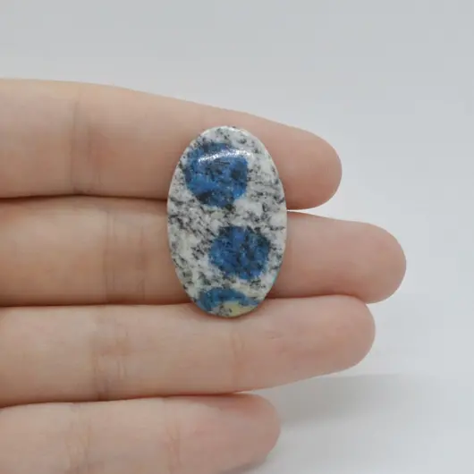Cabochon K2 30x19x4mm C24