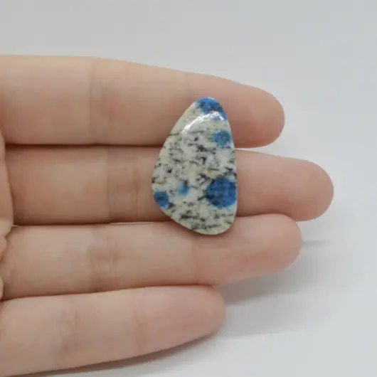 Cabochon K2 28x18x5mm C167
