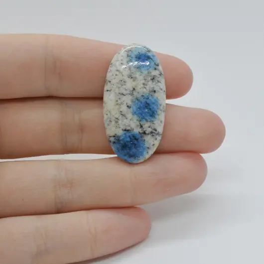 Cabochon K2 34x18x5mm C116