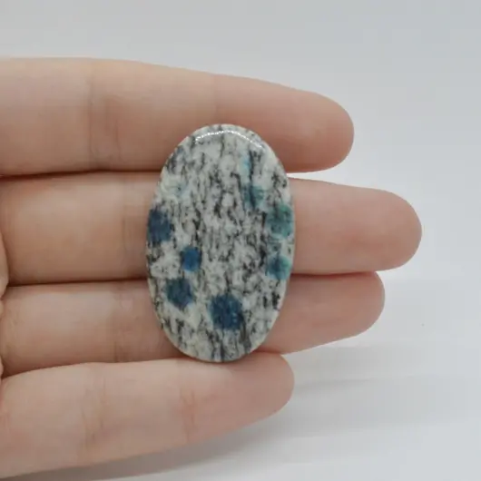 Cabochon K2 38x24x5mm C66