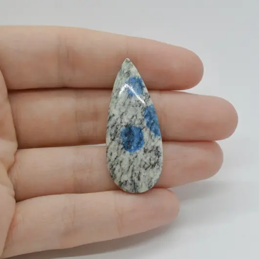 Cabochon K2 40x17x5mm C174