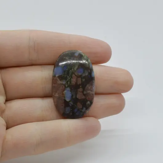 Cabochon Que Sera 35x22x7mm C11