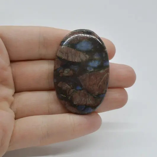 Cabochon Que Sera 46x29x6mm C57