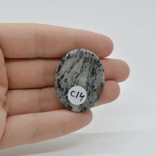 Cabochon Hornblend 34x27x5mm C14, imagine 2