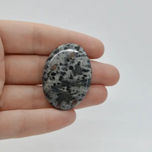 Cabochon Hornblend 40x28x5mm C38