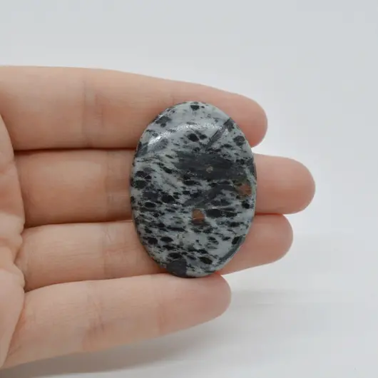 Cabochon Hornblend 40x29x5mm C3