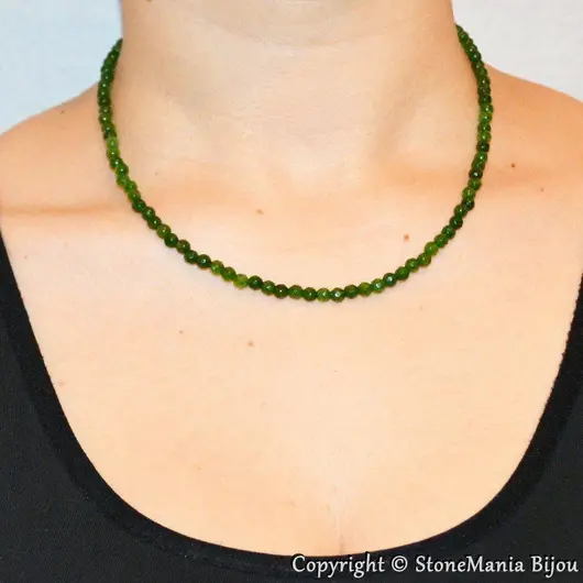 Colier agat verde sfere fatetate 4mm