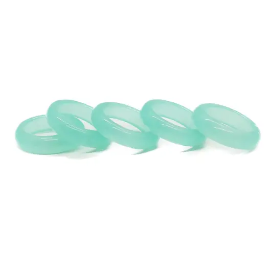 Inel circular din agat verde deschis 17-18mm