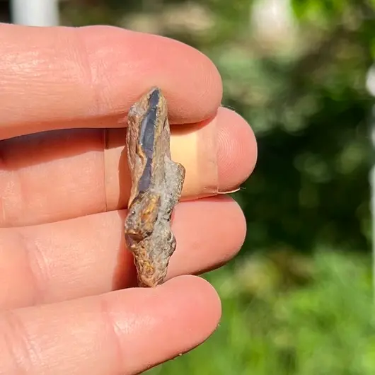 Chihlimbar din Indonezia, cristal natural unicat, A62