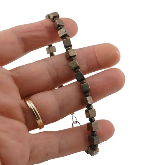 Bratara pirita cuburi 4-5mm si discuri fatetate 3mm, imagine 3