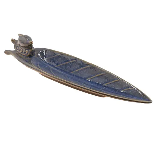 Suport din ceramica pentru ardere betisoare si conuri parfumate, frunza si peste albastru, 26cm AR92A
