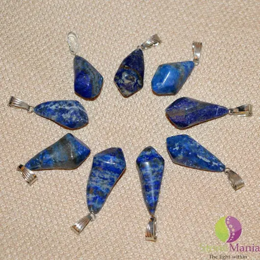 Pandantiv lapis lazuli cu varf neregulat