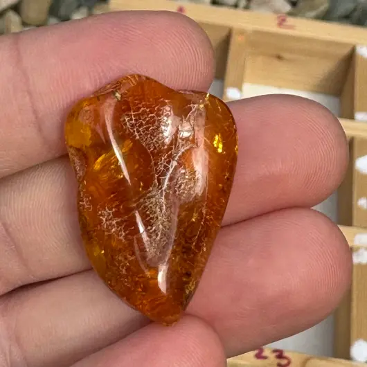 Chihlimbar rulat, cristal natural unicat, A11