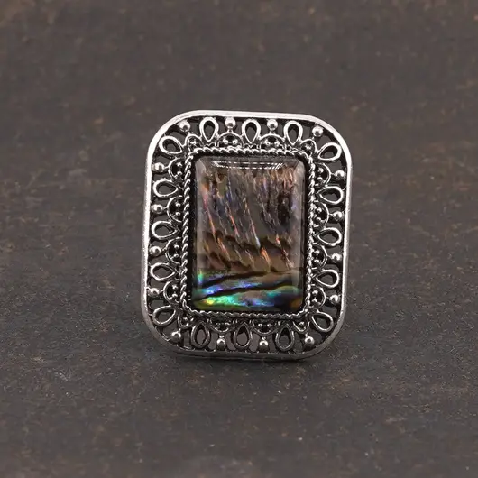 Inel reglabil Scoica abalone si metal argintiu, 30mm x 25mm