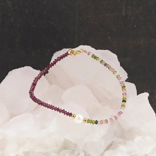 Bratara Turmalina multicolora si Granat Rhodolit discuri fatetate 3mm si Perla de cultura 7mm cu elemente aurii, imagine 3