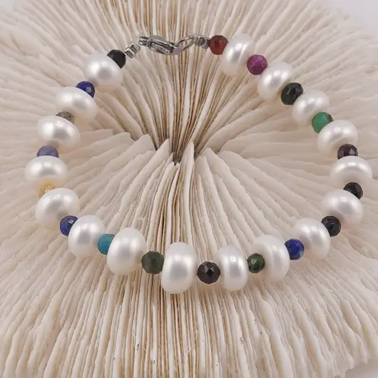 Bratara Perle de cultura albe turtite si mix cristale, 4-8mm, imagine 2