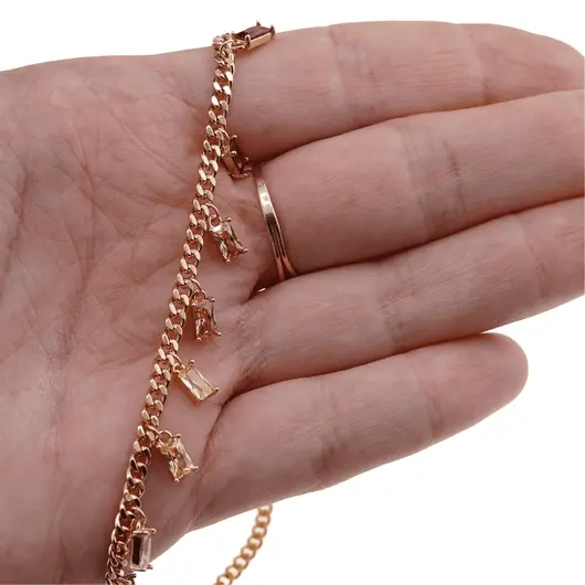 Lant din cupru placat cu aur roz 18k model cu talismane, imagine 3