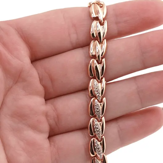 Bratara din cupru placat cu aur roz 18k cu elemente din zirconiu, model spic, imagine 3