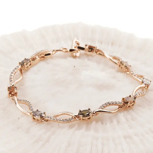 Bratara din cupru placat cu aur roz 18k cu elemente din zirconiu multicolor, model curbat, imagine 2