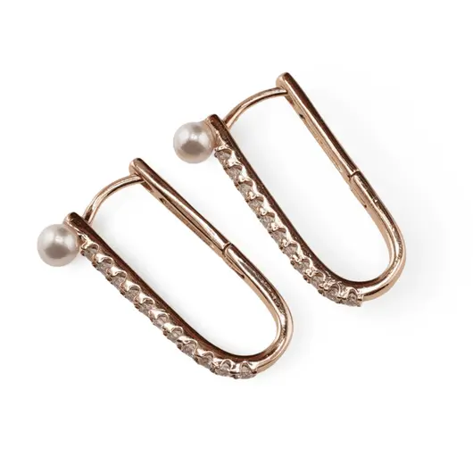 Cercei din cupru placat cu aur roz 18k bucla alungita cu perla si zirconii, 24mm