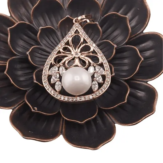 Pandantiv cupru placat cu aur roz 14k cu zirconii si motive florale, imagine 2