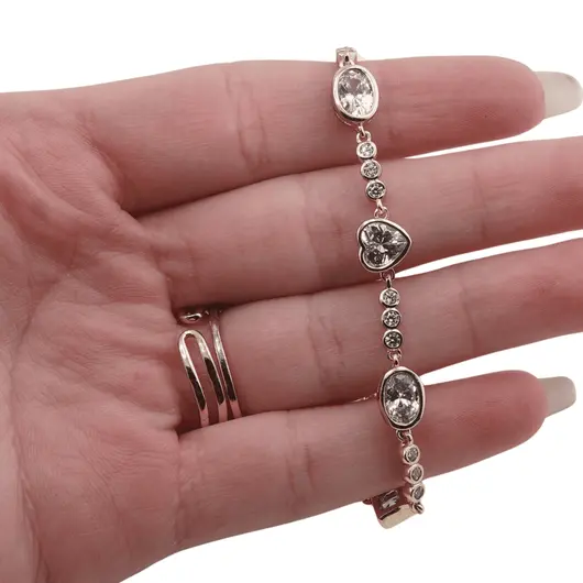 Bratara din cupru placat cu aur galben 18k, model geometric si inima cu zirconii, imagine 3