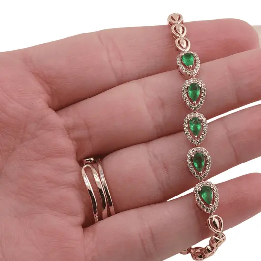 Bratara din cupru placat cu aur roz 18k, model picatura cu zirconii verzi, imagine 3