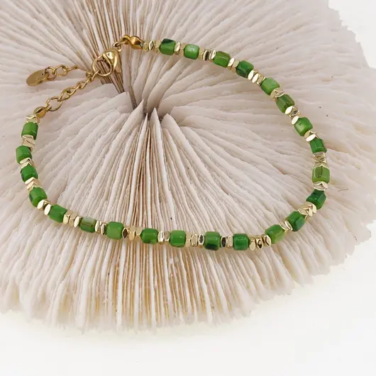 Bratara Sidef verde cuburi cu elemente aurii, 3mm, imagine 2