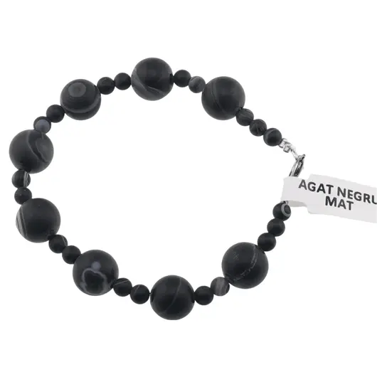 Bratara Agat negru mat sfere, 4-10mm