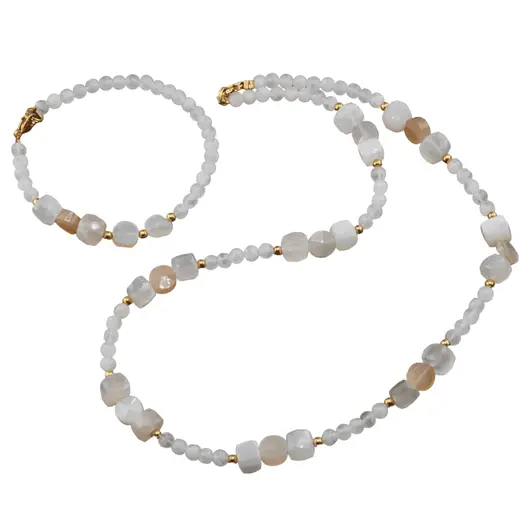 Set Colier si Bratara Piatra lunii sfere 4mm, cuburi si banuti fatetati 7mm