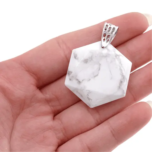 Pandantiv Howlit hexagonal 28mm, imagine 4