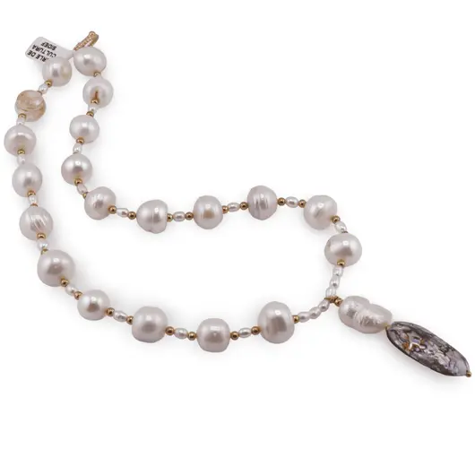 Colier Perle de cultura sfere 12-14mm si lunguiete 5mm cu bumbi aurii si pandantiv din Scoica Abalone