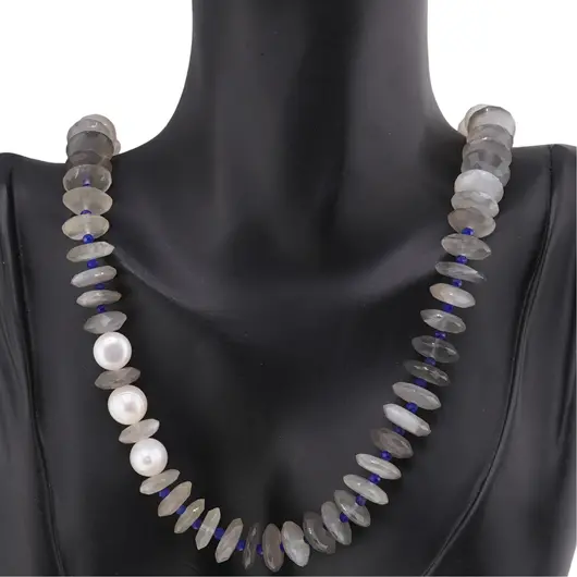 Colier Piatra lunii discuri fatetate 12mm, Perle de cultura sfere 10mm si Lapis Lazuli discuri fatetate 3mm, imagine 4