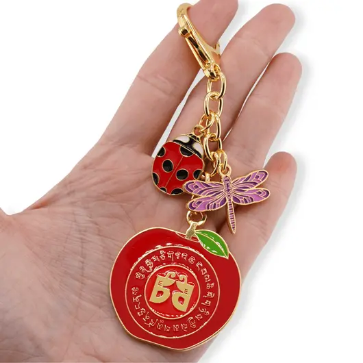 Amuleta Feng Shui din metal cu marul pacii si al armoniei 2025, imagine 3