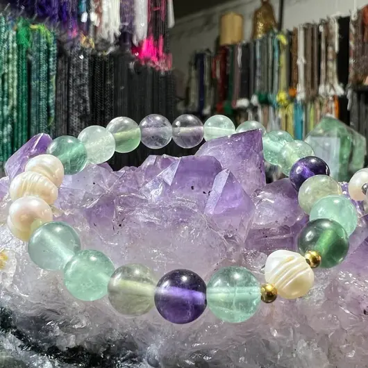 Bratara Fluorit sfere si Perle de cultura cu elemente aurii pe elastic, 8mm, imagine 2