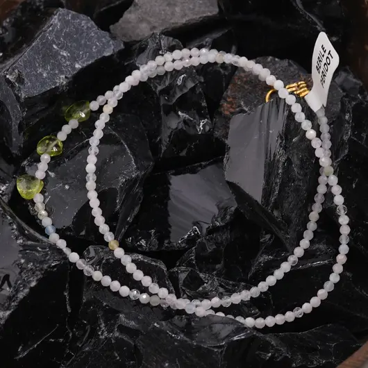 Colier Mix Berile sfere fatetate 2mm si Peridot briolete fatetate 6mm, imagine 4