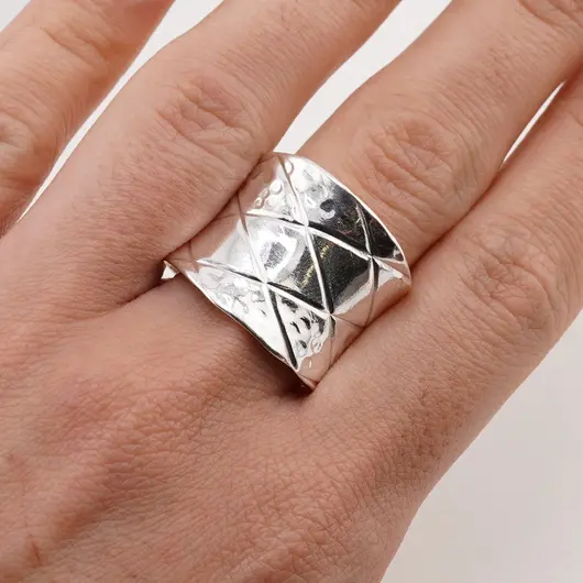 Inel din argint 925, lat cu model geometric, masura 61, imagine 5